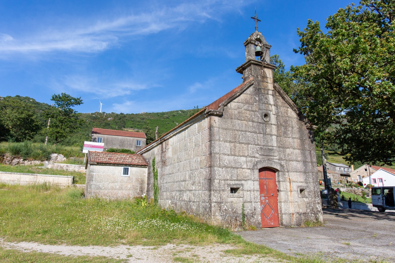 31 Capela da Nosa Señora de Lourdes en Barbeira da Riba 03